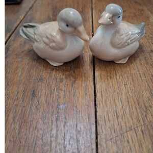 Homco Vintage Porcelain Duck Figurines Set of 2 Ceramic Bird Decor Made in Japan